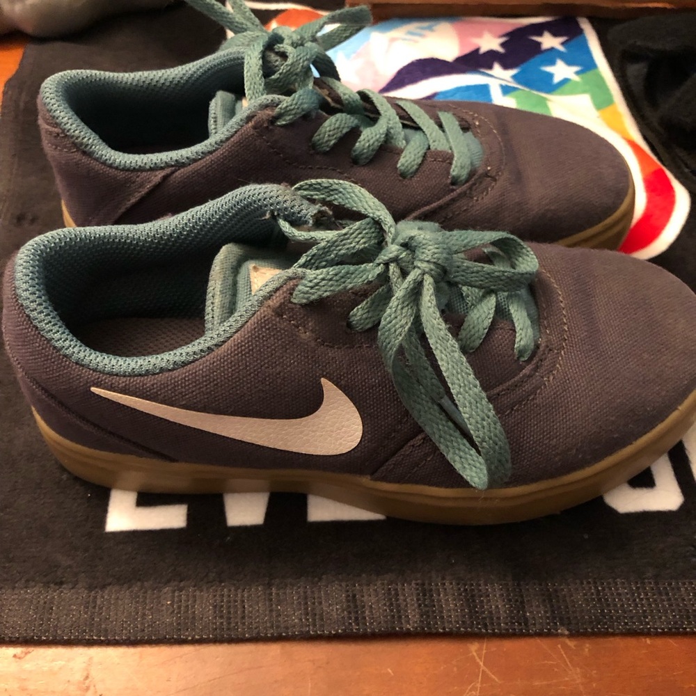 Nike SB little boys size 11.5c shoes